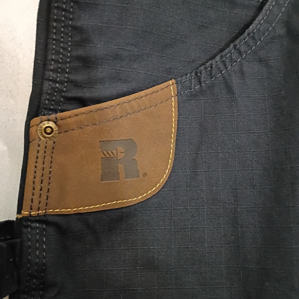 Men's Navy Cargo Pants - Picture 4 of 9